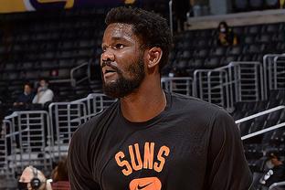 王哲林：新赛季首先要打好开局，希望常规赛有好的排名（王哲林：新赛季力争开门红，常规赛冲击更高排名）