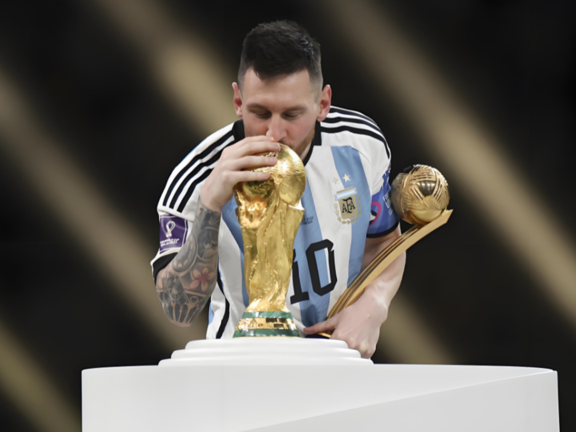 状态一般！斯科蒂·巴恩斯半场7中2&三分3中1仅拿5分（手感不佳！斯科蒂·巴恩斯半场7投2中、三分3投1中，仅取5分）