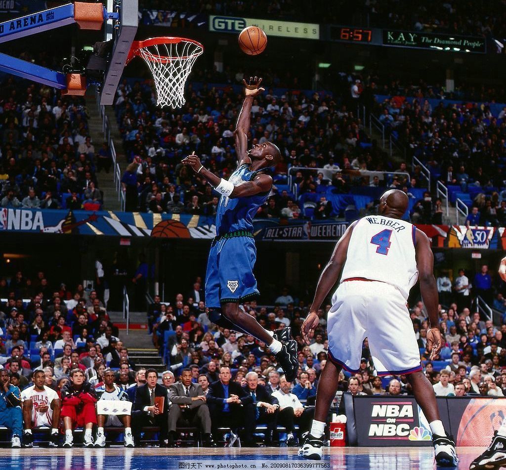 东体：波耶特辞职是为助教出头，中超有球队有意聘请他执教（东体：为力挺助教，波耶特选择辞职；中超俱乐部有意邀其执教）