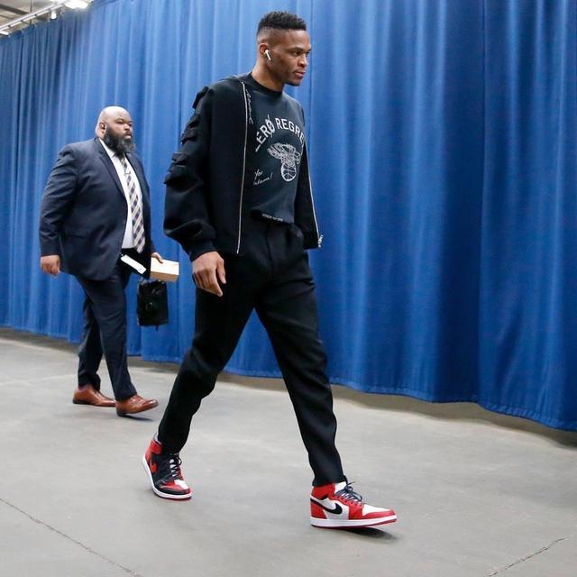 欧冠综合 ｜ 拜仁逆转葡体 国米不敌利物浦（欧冠综述：拜仁逆转葡萄牙体育，国米负于利物浦）