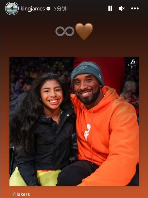 太尴尬！里夫斯三分詹姆斯妙传彪哥后者上篮不进 艾顿把球拨进自家篮筐（尴尬瞬间！詹姆斯精妙助攻“彪哥”上篮未果，艾顿误将球拨入自家篮筐，里夫斯外线命中三分）