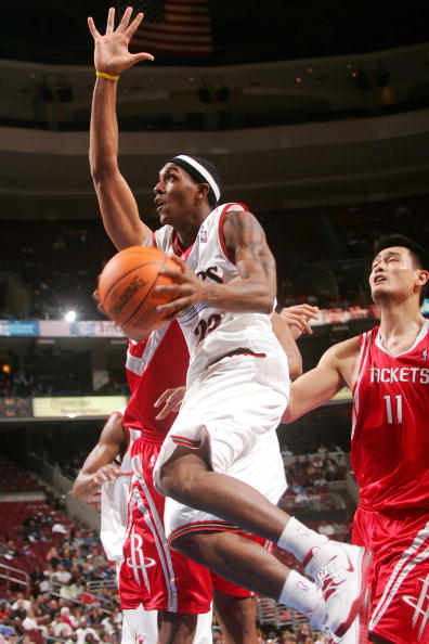 0-4不敌国安保级机会渺茫，亚泰众将赛后难掩失落情绪（0-4负于国安保级前景渺茫，亚泰将士赛后难掩沮丧）