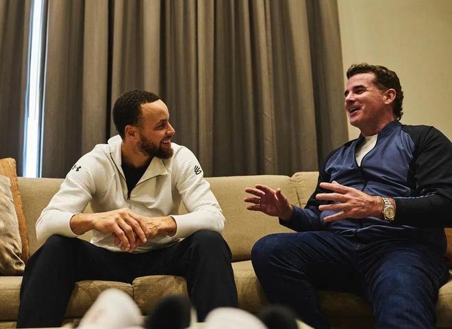 12月1日NBA看点：湖人冲击7连胜，猛龙&尼克斯强强对话（12月1日NBA前瞻：湖人剑指七连胜，猛龙与尼克斯强强碰撞）