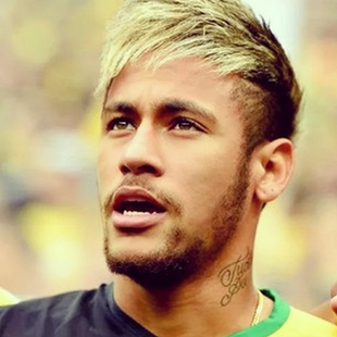 2025中超抢断榜：西海岸杨希以105次居首，英博吕焯毅排第二（2025中超抢断榜出炉：西海岸杨希105次登顶，英博吕焯毅位居第二）