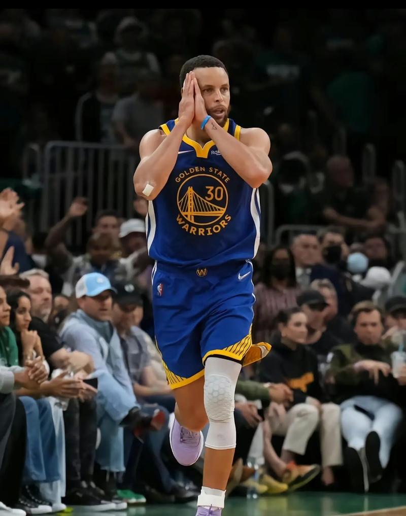 达拉博纳：03年欧冠决赛前，大因扎吉和舍瓦发生争执互相辱骂（达拉博纳称：2003年欧冠决赛前，皮波因扎吉与舍甫琴科激烈争吵并互相辱骂）