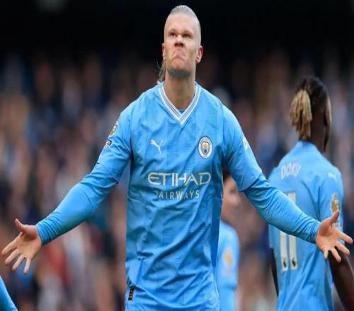 德天空：法兰克福对乌尊要价8000万欧，一些英超俱乐部有意（德天空：法兰克福为乌尊标价8000万欧，英超多队有意）