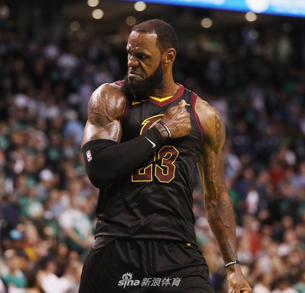 神勇扑点保住胜果，迈尼昂当选米兰vs罗马全场最佳（扑出点球守住胜利，迈尼昂获评米兰战罗马全场最佳）